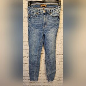 Judy Blue Classic Denim Cropped Jeans